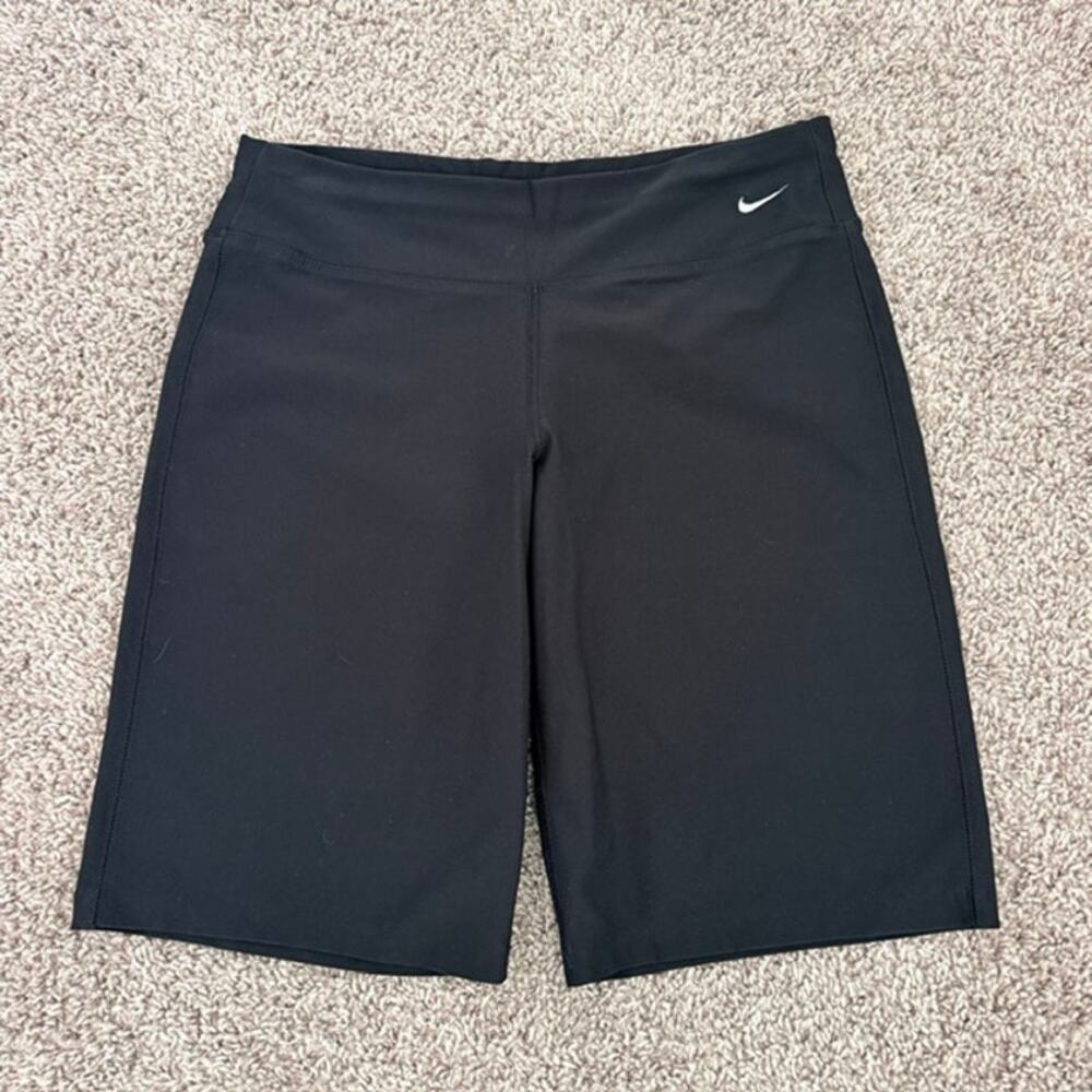 Nike Black Shorts Women's Medium Relaxed 10.5" Inseam Gym Running Yoga Sweat